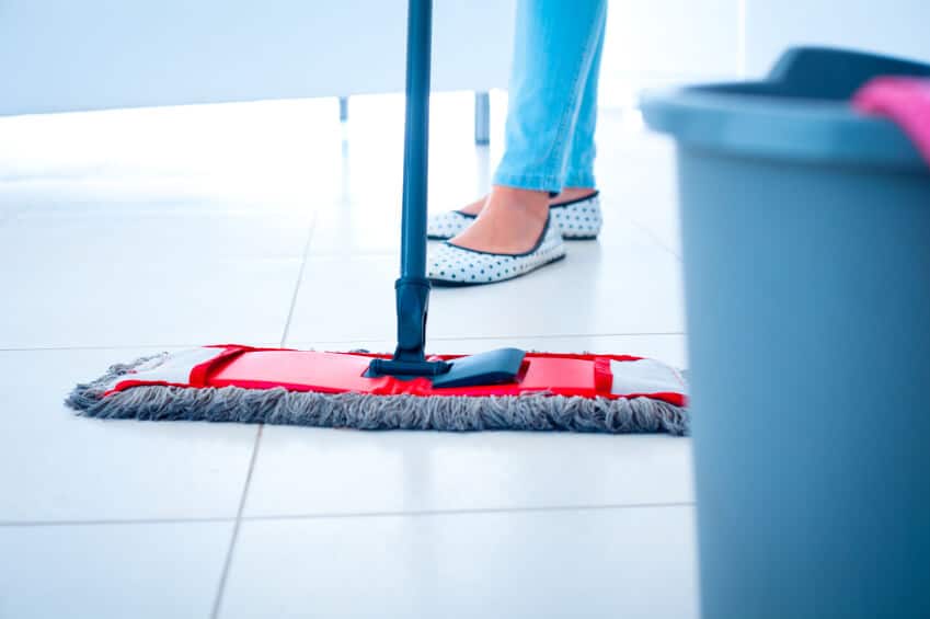 Bodenreinigung © Izabela Habur - iStock_000019098113Small_RGB