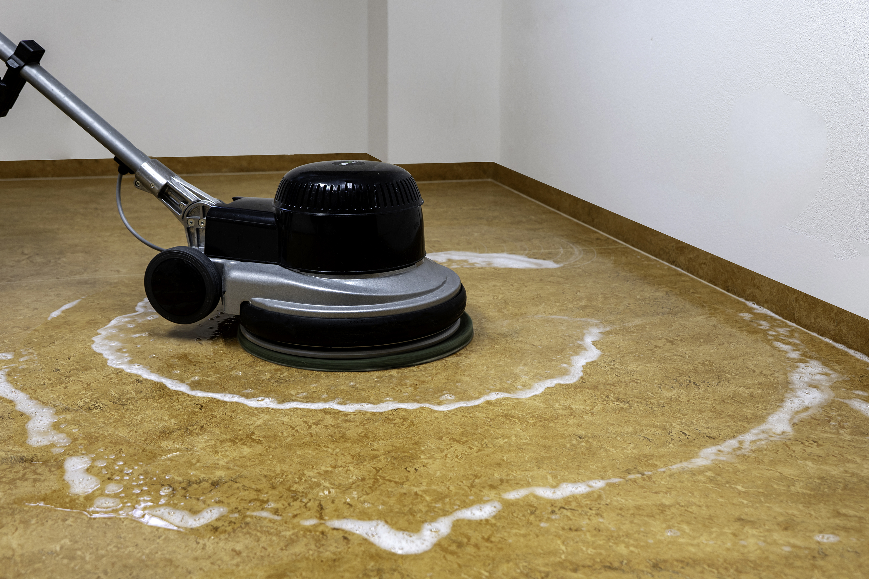 hollu_StripexBodenreinigung